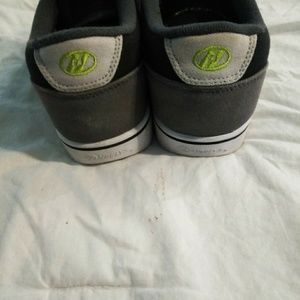 heelys men's launch fashion sneaker
